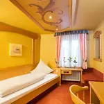Petershof Hotel 3*