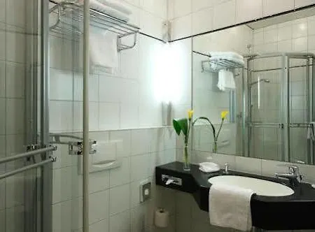 Petershof Hotel 3*